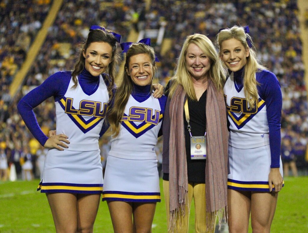 LSU Cheerleaders: Best Cheerleading Colleges.